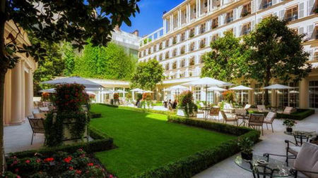 Enjoy a Family Easter at Le Bristol Paris