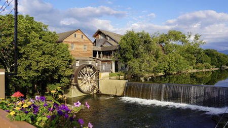 Handcrafted Memories: Shopping at the Old Mill in Pigeon Forge