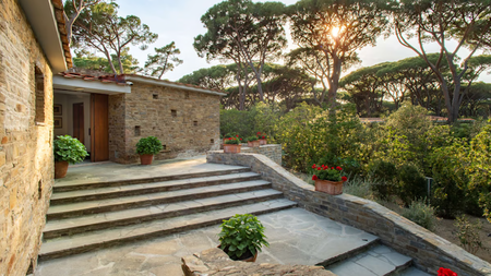 Stay in Salvatore Ferragamo’s Exquisite Villa i Gerani